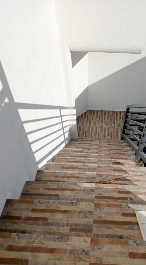 __Aplaridel Inn Suites__ Angeles Bagian luar foto