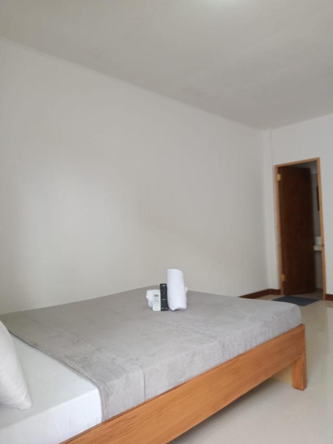 __Aplaridel Inn Suites__ Angeles Bagian luar foto