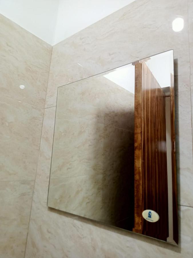 __Aplaridel Inn Suites__ Angeles Bagian luar foto